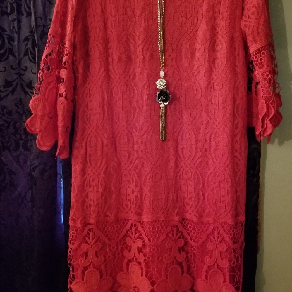 Red Dress - Picture 2 of 2